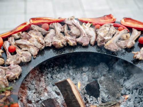 Каре ягненка на мангале