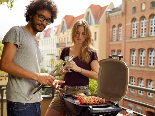 фото 1 Портативний газовий гриль WEBER TITAN Q1000