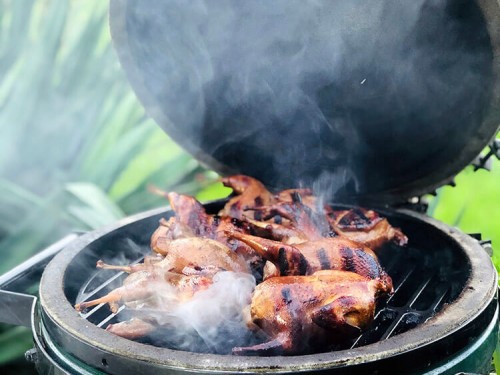 Перепелиці з портвейном, фаршировані грушею