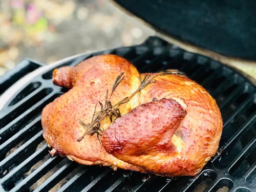 Курка копчена в грилі BGE