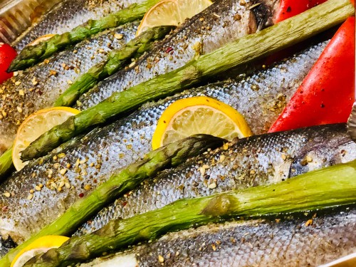 Сибас с овощами на гриле