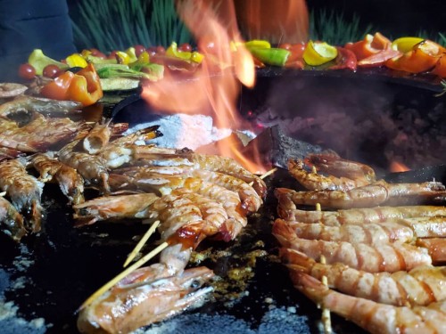 Креветки на мангалі