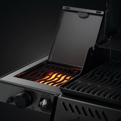 Газовий гриль NAPOLEON FREESTYLE 365 з конфоркою SIZZLE ZONE та дверкою