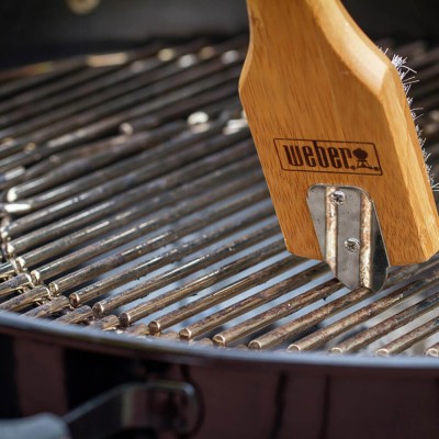 Щетка для чистки гриля со шкребком Weber