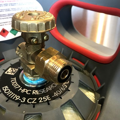 Штуцер для газового баллона