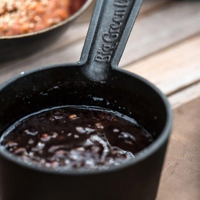 Сотейник чугунный с кисточкой Big Green Egg